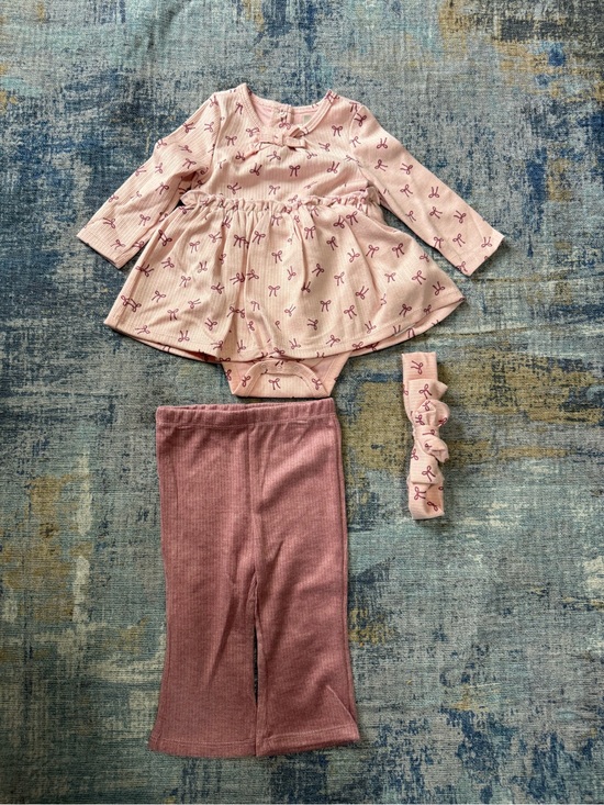 Tartine et Chocolat Other - Tartine et Chocolat Pink Bow Print Baby Matching Set